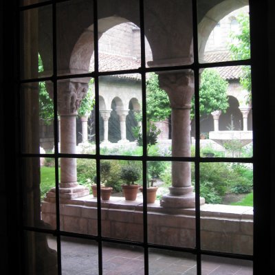 assisi cloister